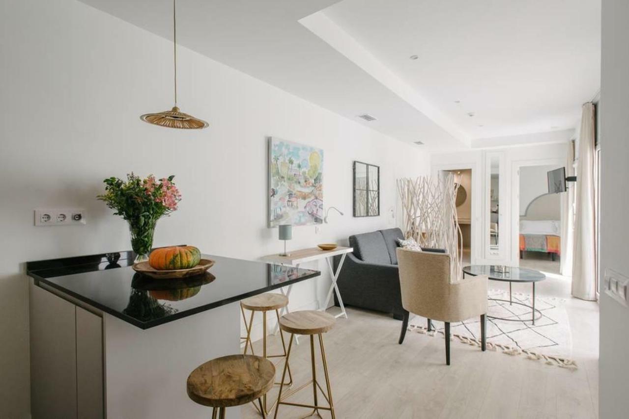 Apartamentos Rg Suites Plaza Del Salvador Sevilla Eksteriør bilde