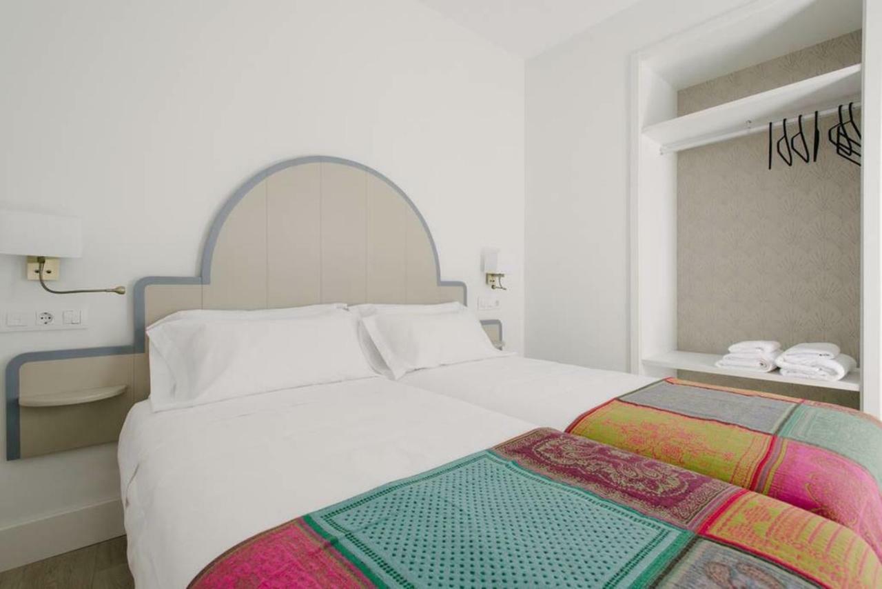 Apartamentos Rg Suites Plaza Del Salvador Sevilla Eksteriør bilde